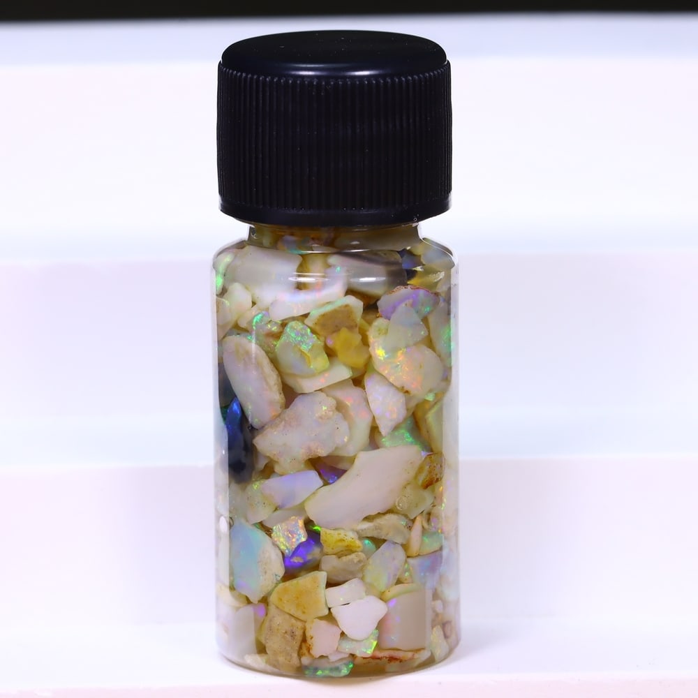 Australian Lightning Ridge Crystal Black Opal Rough Chip Jar (Good For Display), 465B: Ksmith Heritage Auctioneers Welcome to our auction house, today auction brought to you by Ksmith Heritage Auctioneers based in Penang, Malaysia specialize in all kinds of opal and color gemstone both