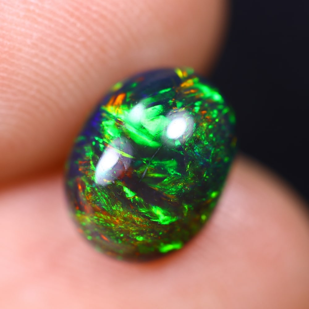 *1.62Ct Welo Black Opal Polished - Ethiopian Opal, 417E: Ksmith Heritage Auctioneers Welcome to our auction house, today auction brought to you by Ksmith Heritage Auctioneers based in Penang, Malaysia specialize in all kinds of opal and color gemstone both