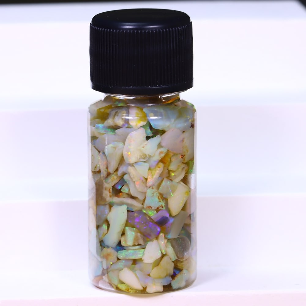 Australian Lightning Ridge Crystal Black Opal Rough Chip Jar (Good For Display), 746B: Ksmith Heritage Auctioneers Welcome to our auction house, today auction brought to you by Ksmith Heritage Auctioneers based in Penang, Malaysia specialize in all kinds of opal and color gemstone both