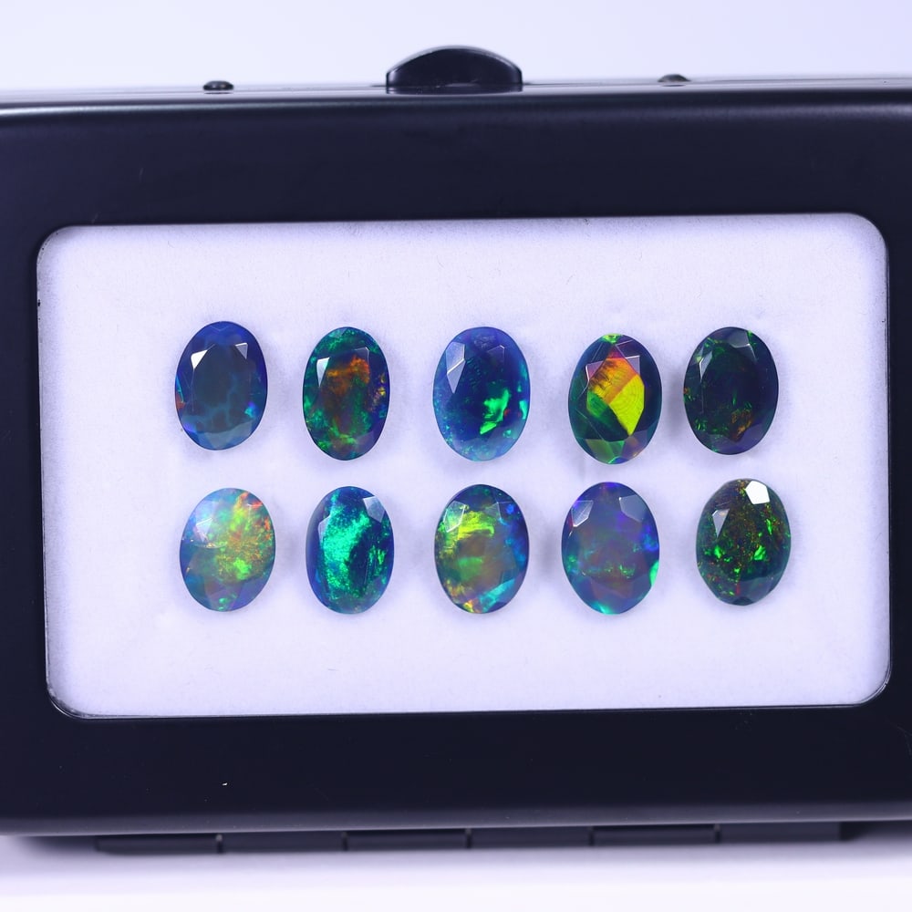 *11.44Ct 10pcs Faceted Smoked Welo Opal Set - Ethiopian Opal, 256E: Ksmith Heritage Auctioneers Welcome to our auction house, today auction brought to you by Ksmith Heritage Auctioneers based in Penang, Malaysia specialize in all kinds of opal and color gemstone both