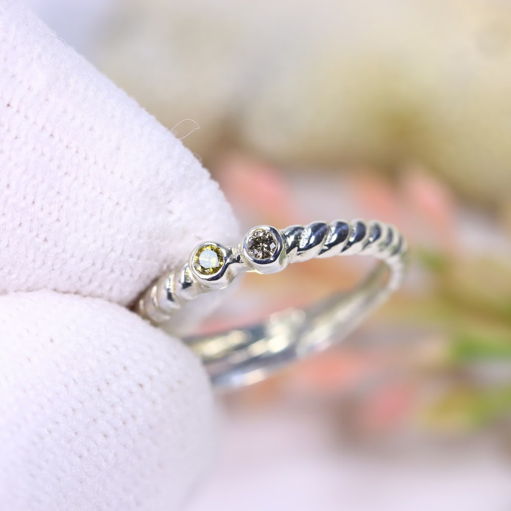 0.96g Natural Diamond Sterling Silver 925 Ring - Free Size - Total Diamond 0.04ct: Ksmith Jewels Global Welcome to our auction house, today auction brought to you by Ksmith Jewels Global based in Penang, Malaysia specialize in all kinds of opal, diamond and color gemstone both in ma