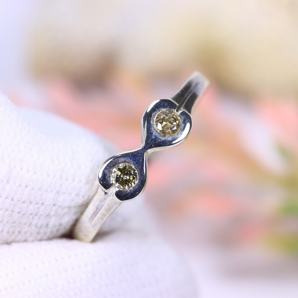 1.01g Natural Diamond Sterling Silver 925 Ring - Size US 7: Ksmith Jewels Global Welcome to our auction house, today auction brought to you by Ksmith Jewels Global based in Penang, Malaysia specialize in all kinds of opal, diamond and color gemstone both in ma