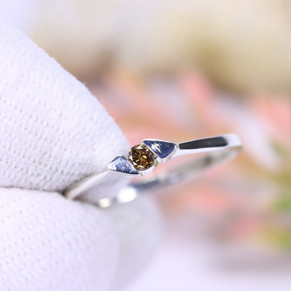 0.77g Natural Diamond Sterling Silver 925 Ring - Size US 5.5 - Total Diamond 0.06ct: Ksmith Jewels Global Welcome to our auction house, today auction brought to you by Ksmith Jewels Global based in Penang, Malaysia specialize in all kinds of opal, diamond and color gemstone both in ma