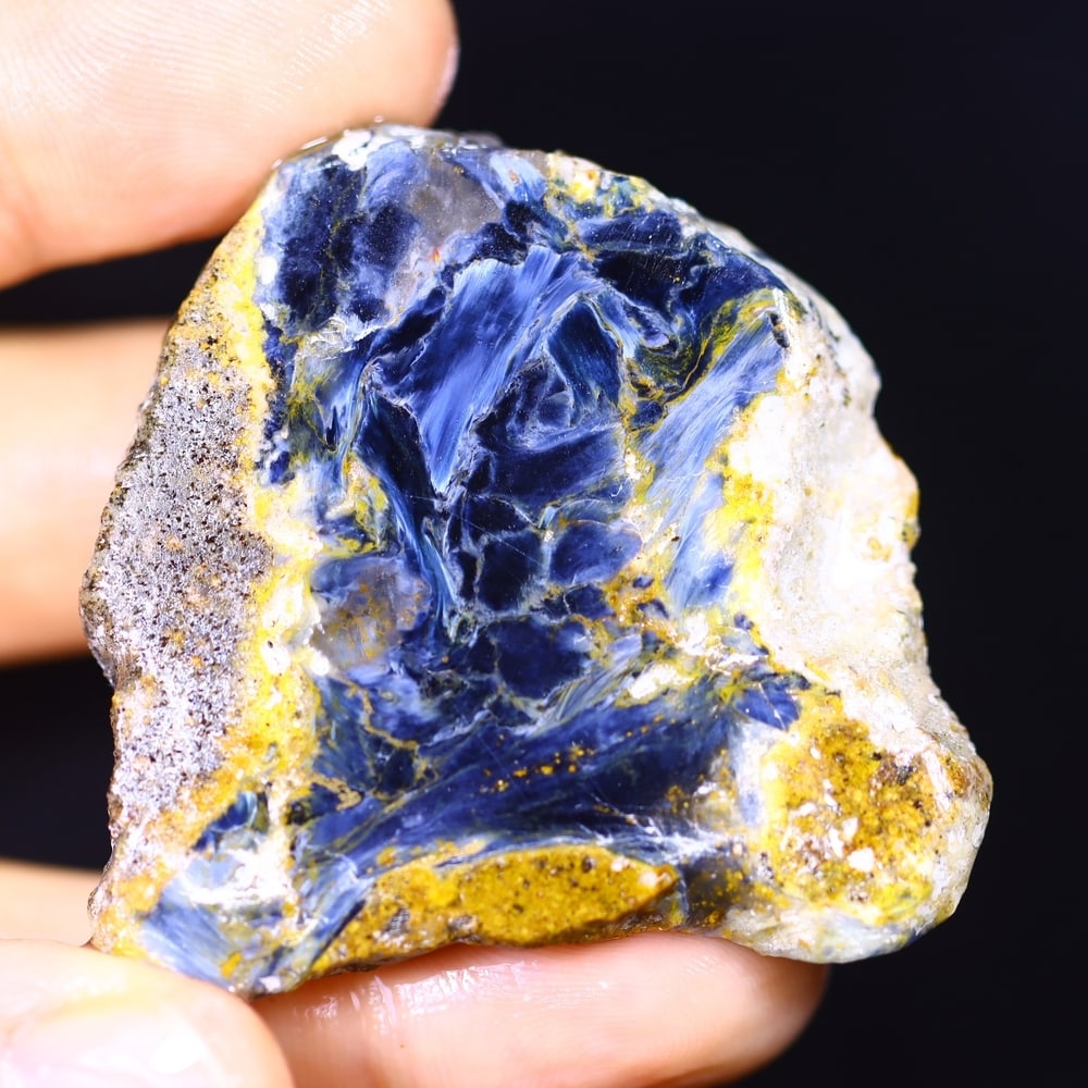 83.71Ct Pietersite Slab - Gemstone Crystal - Freeform Slice, 367B: Ksmith Heritage Auctioneers Subject: Natural Pietersite Origin: Namibia, South Africa Carat Weight: 83.71Ct Dimension: 44.4 x 40.9 x 5.6 mm Treatment: Natural Untreated Shape: