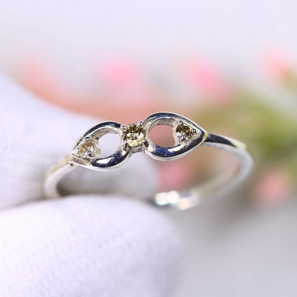 1g Natural Diamond Sterling Silver 925 Ring - Size US 6 - Total Diamond 0.08ct, 599D: Ksmith Heritage Auctioneers Subject: Natural Diamond Ring (925)