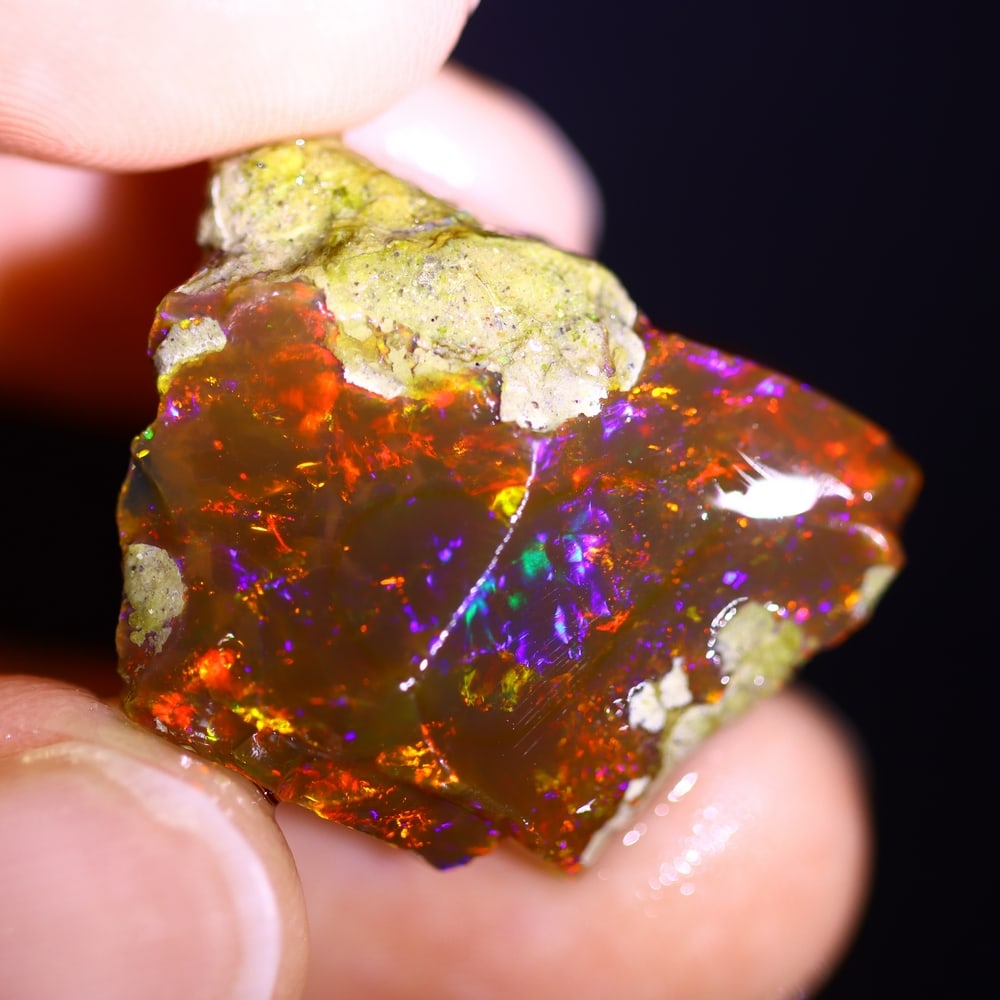 24.3cts Phantom Ghost Ethiopian Crystal Specimen Rough , 1016E: Ksmith Heritage Auctioneers Subject: Natural Ethiopian Crystal Rough Origin: Ethiopia Carat Weight: 24.3 cts Dimension: 25x19x10 mm Treatment: Unheated Type: Rough Specime