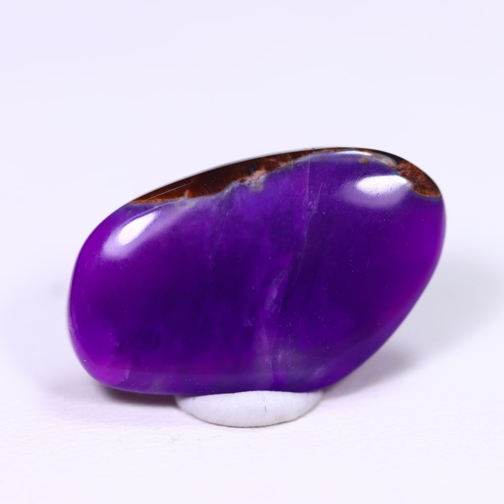 7.53cts Natural Rare Purple Sugilite Cabochon - No treated , 972E: Ksmith Heritage Auctioneers Subject: Natural Sugilite Origin: South Africa Carat Weight: 7.53Ct Dimension: 20.3x12.2x3.4 mm Treatment: No Treatment Type: Cabochon, Polishe