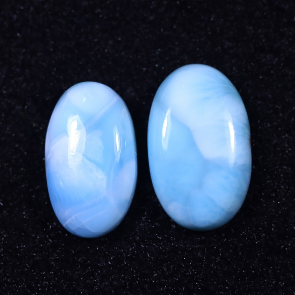 *28.54cts Natural Larimar Set - Polished Cabochon , 86E: Ksmith Heritage Auctioneers Subject: Natural Larimar Carat Weight: 28.54 cts Dimension: 20.2x11.9x5.8 mm Type: Cabochon, Polished