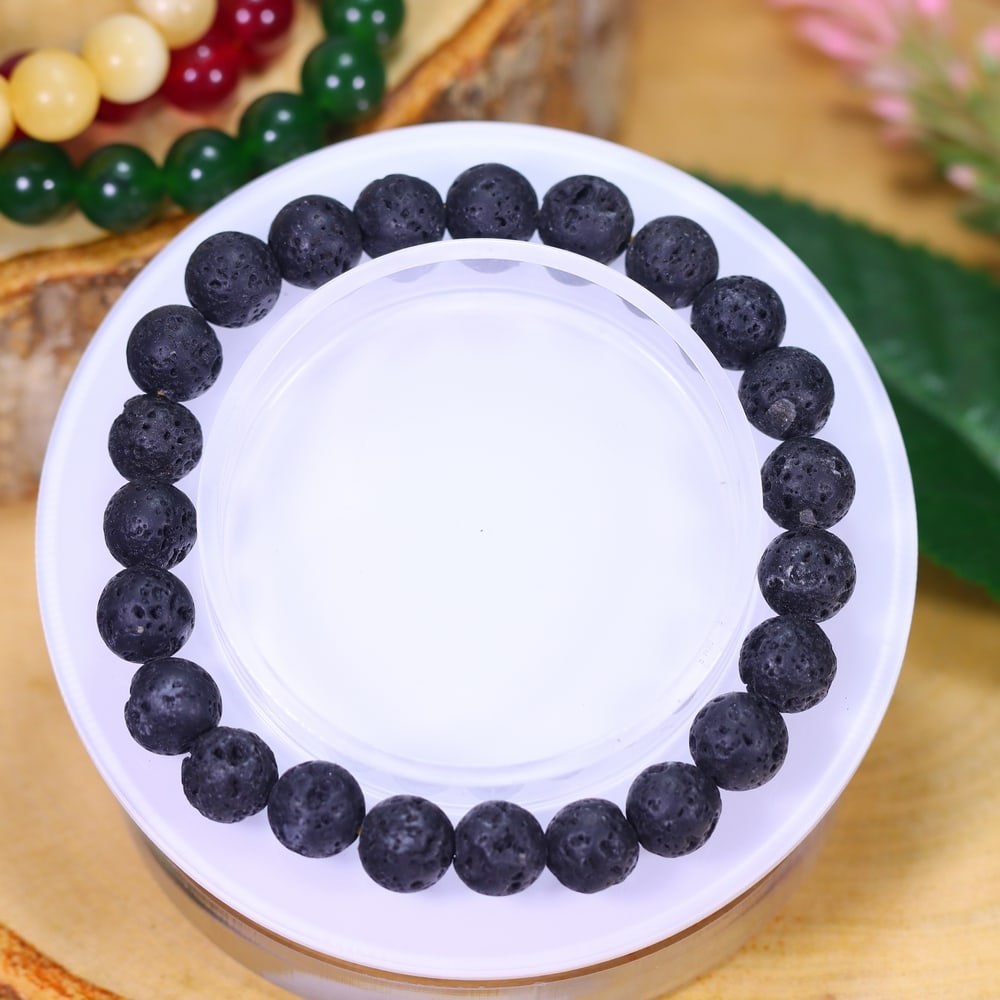 17.23g Lava Stone Bracelet - Polished Beads, 592B: Ksmith Heritage Auctioneers Subject: Natural Lava Stone Carat Weight: 17.23g