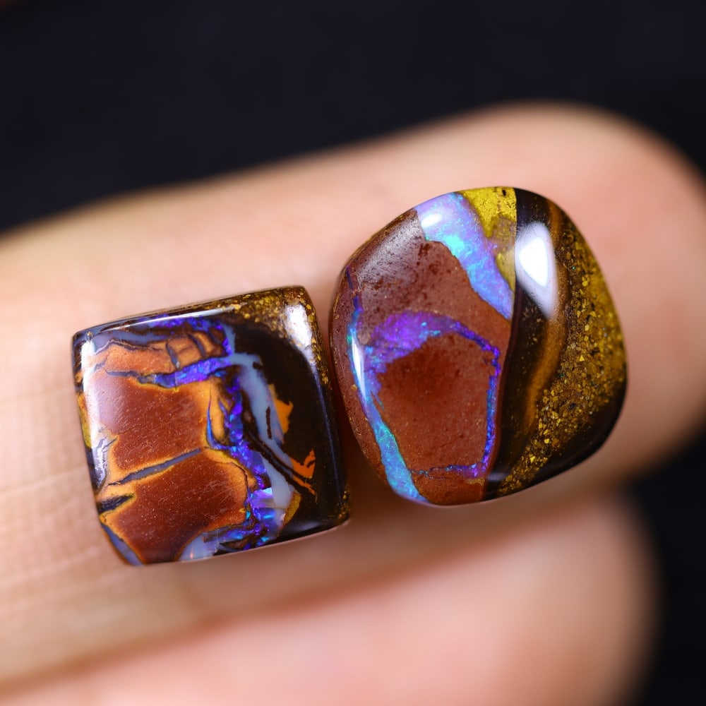 *5.31Ct Boulder Opal Set - Australian Opal, 718B: Ksmith Heritage Auctioneers Subject: Natural Boulder Opal Origin: Australia Carat Weight: 5.31Ct Dimension: 9.1x9x2.5 mm Treatment: Natural Untreated Type: Cabochon, Polished
