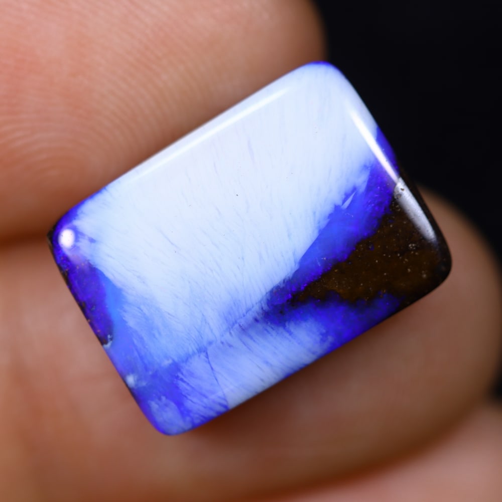 11.33Ct Blue Boulder Opal - Australian Opal , 861E: Ksmith Heritage Auctioneers Subject: Natural Boulder Opal Origin: Australia Carat Weight: 11.33Ct Dimension: 16.1x12.1x4.2 mm Treatment: Natural Untreated Type: Cabochon,