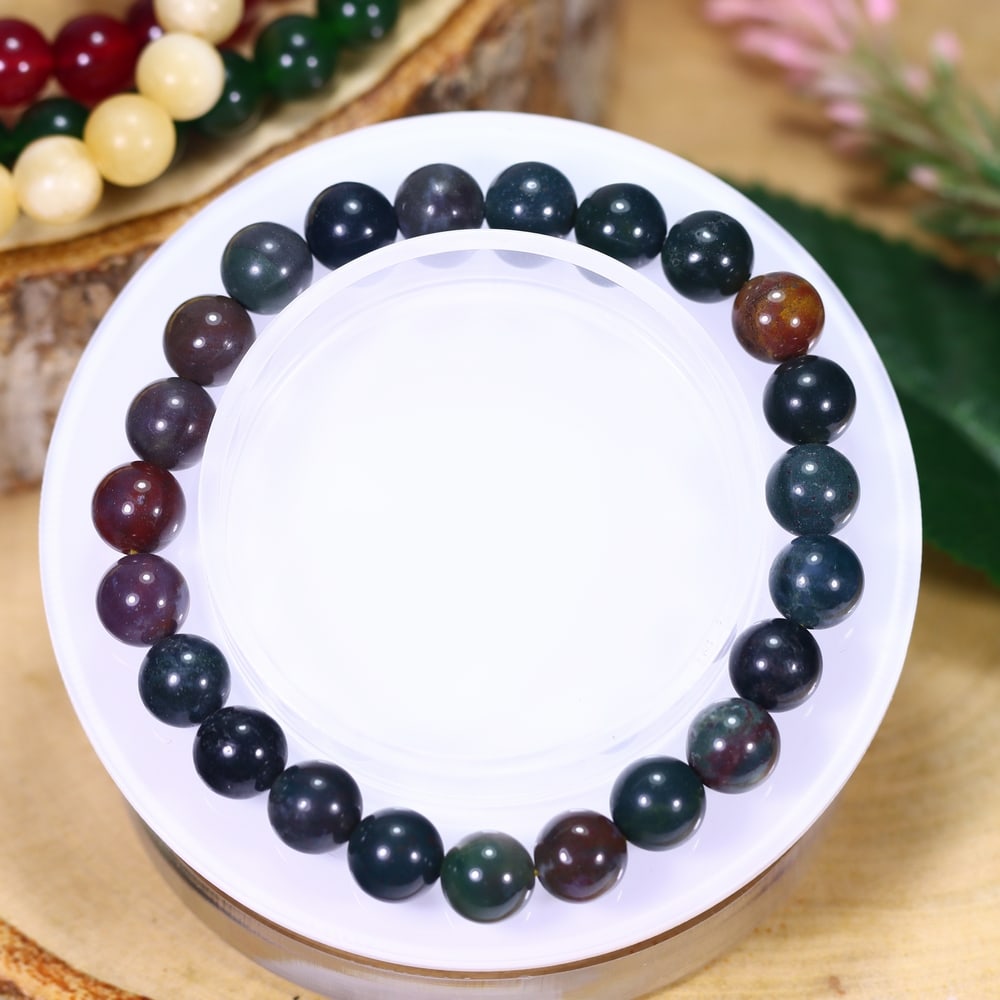 18.87g Bloodstone Bracelet - Polished Beads, 809B: Ksmith Heritage Auctioneers Subject: Natural Bloodstone Carat Weight: 18.87g