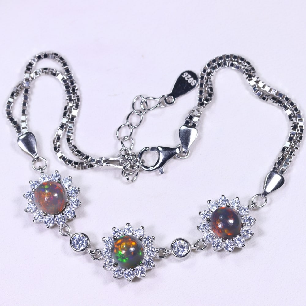 Bracelet 7inches Black Opal & Simulated CZ - 925 Sterling Silver , 799E: Ksmith Heritage Auctioneers Subject: Natural Black Opal & Simulated CZ Origin: Thailand Carat Weight: 6.68g Dimension: Gemstone 1.5-6mm Type: Bracelet