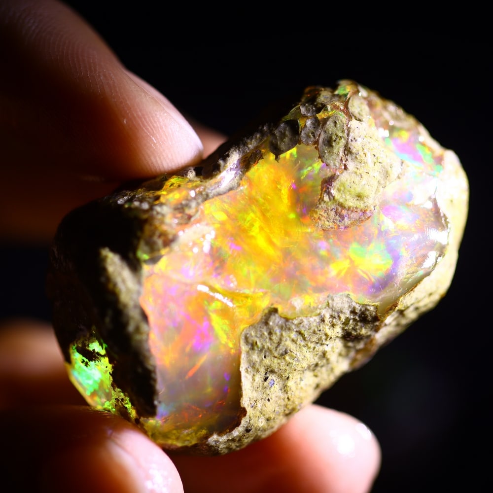 166.2cts Rainbow Flash Contra Luz Ethiopian Crystal Specimen Rough , 733E - 13