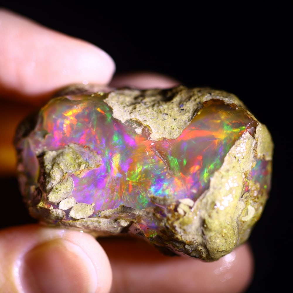 166.2cts Rainbow Flash Contra Luz Ethiopian Crystal Specimen Rough , 733E - 4