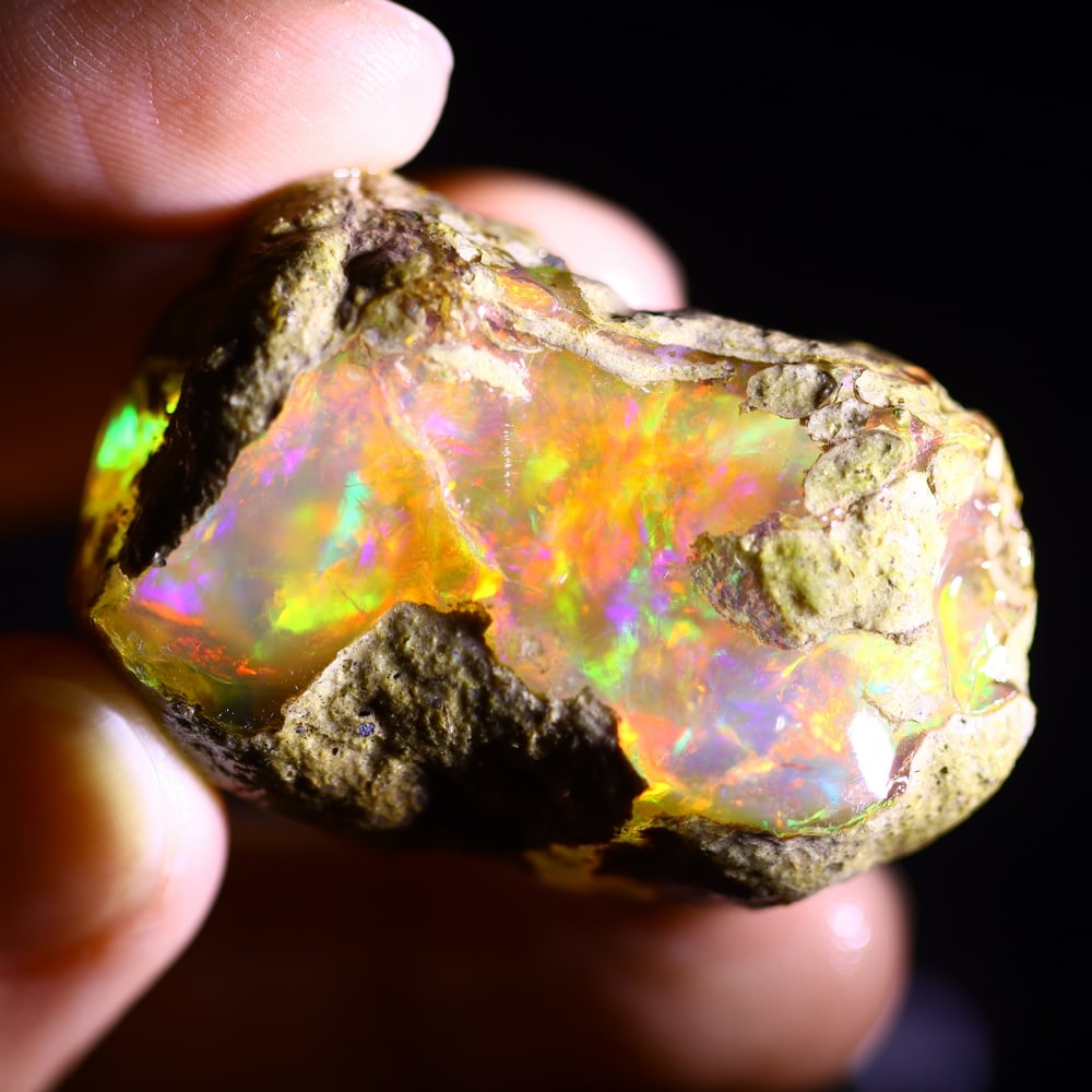 166.2cts Rainbow Flash Contra Luz Ethiopian Crystal Specimen Rough , 733E - 6
