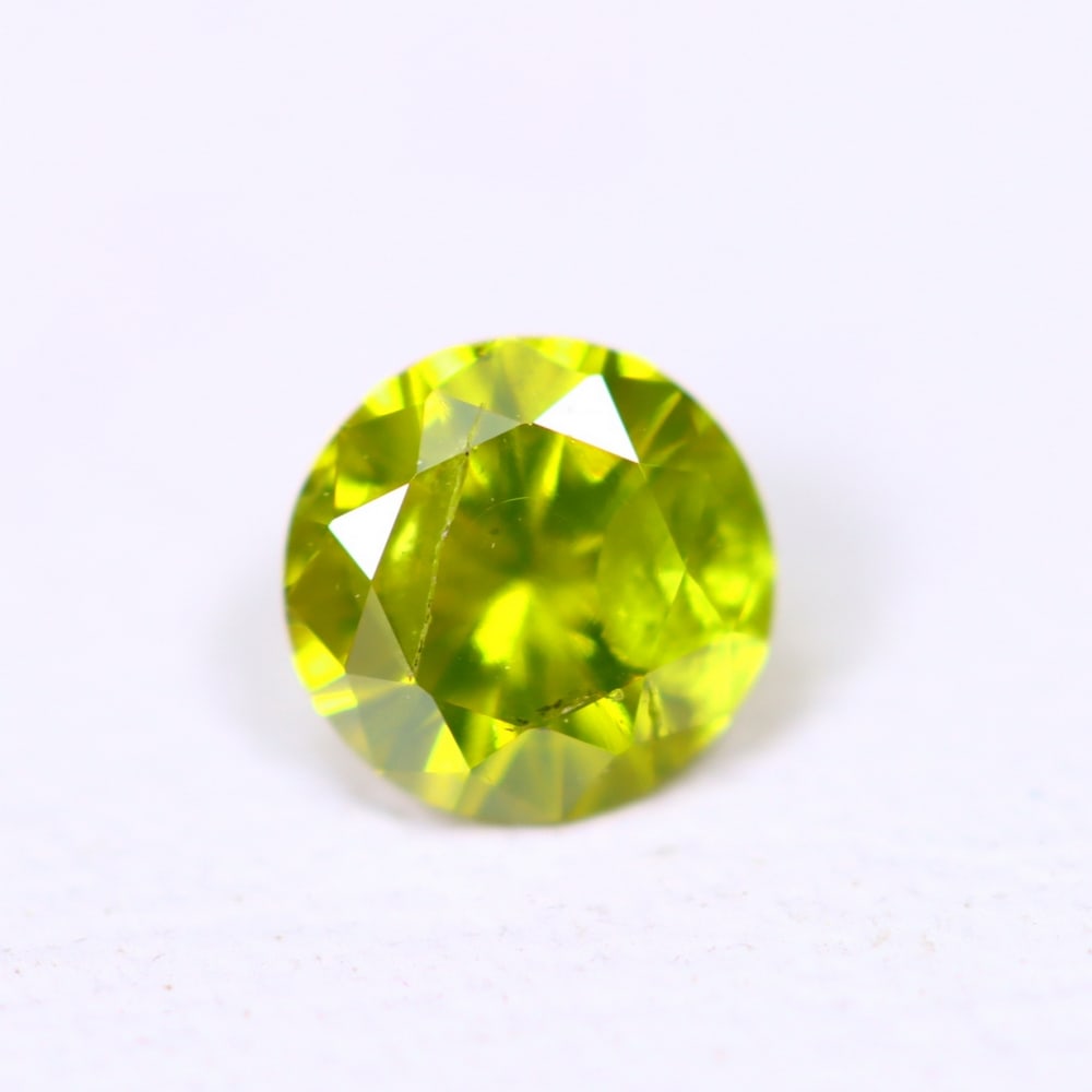 0.25ct Yellow Diamond 4.0mm - Natural Diamond, Loose Diamond, 737D: Ksmith Heritage Auctioneers Subject: Natural Diamond Origin: Africa Treatment: HPHT