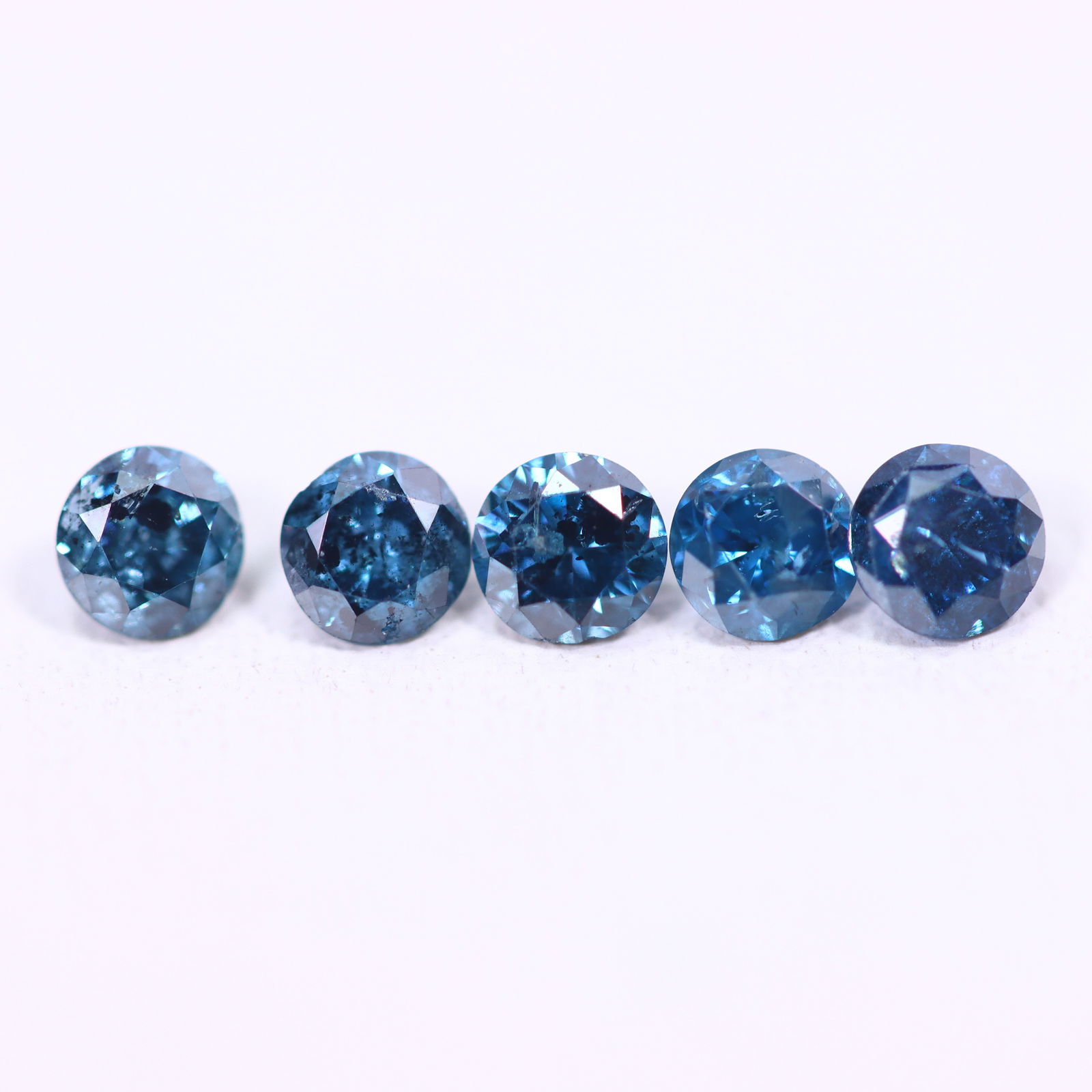 0.45ct 5pcs Blue Round Diamond 2.8mm - Natural Diamond, Loose Diamond, 536DD: Ksmith Heritage Auctioneers Subject: Natural Diamond Origin: Africa Treatment: HPHT