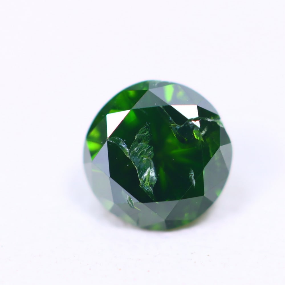0.43ct Green Diamond 4.7mm - Natural Diamond, Loose Diamond, 817D: Ksmith Heritage Auctioneers Subject: Natural Diamond Origin: Africa Treatment: HPHT