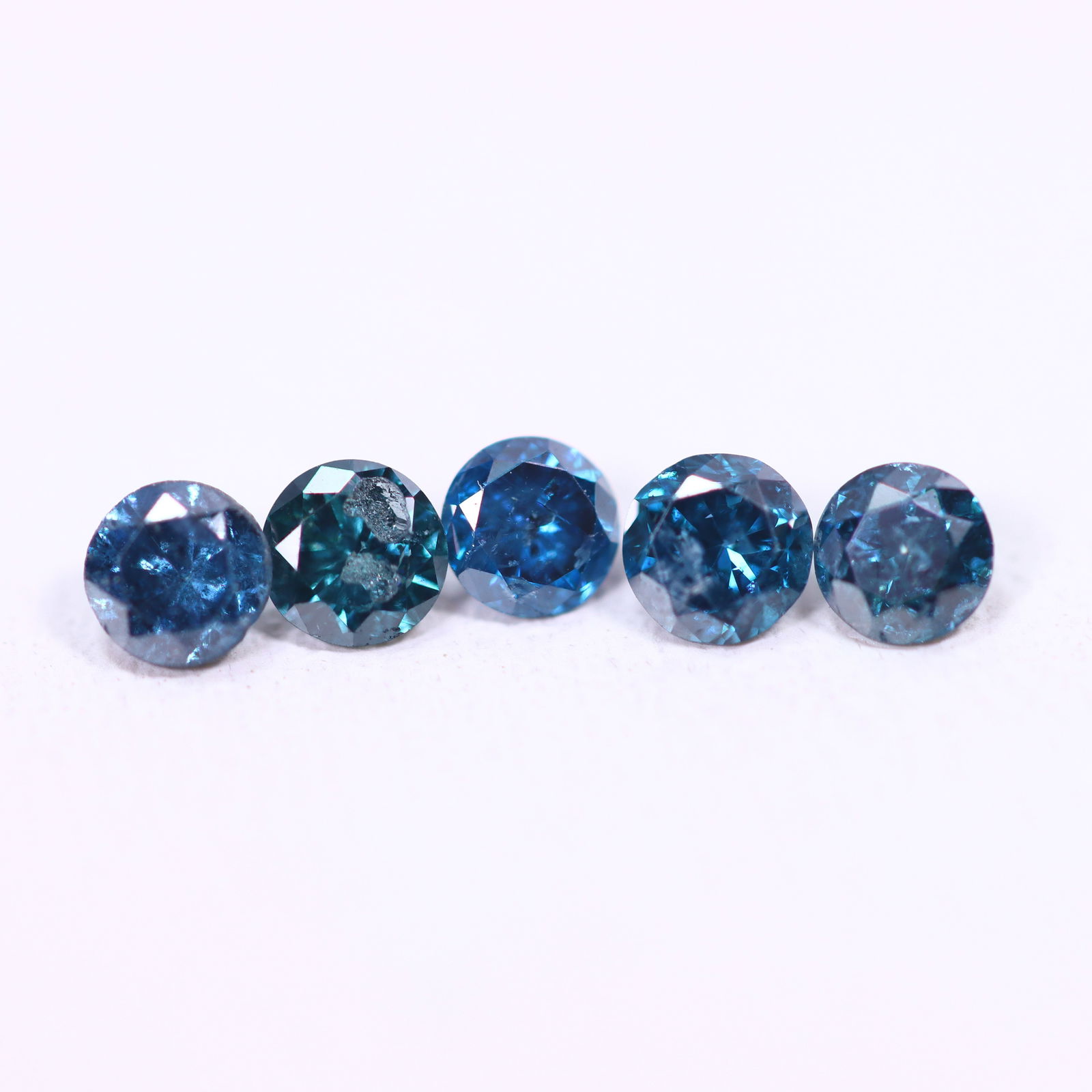 0.45ct 5pcs Blue Round Diamond 2.8mm - Natural Diamond, Loose Diamond, 605DD: Ksmith Heritage Auctioneers Subject: Natural Diamond Origin: Africa Treatment: HPHT