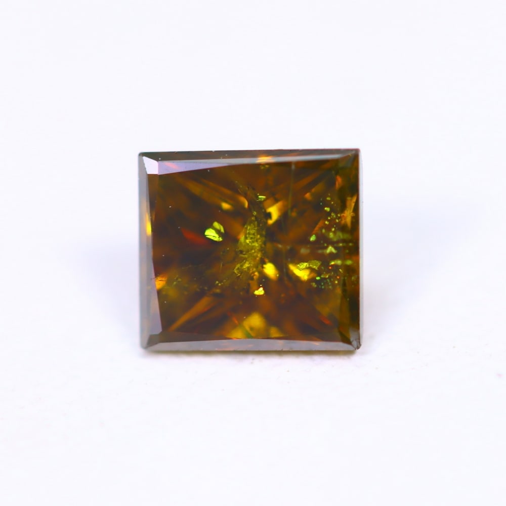 0.347ct Champagne Red Princess Cut Diamond 4.5x4.0mm - Natural Diamond, Loose Diamond, 795D: Ksmith Heritage Auctioneers Subject: Natural Diamond Origin: Africa Treatment: Unheated