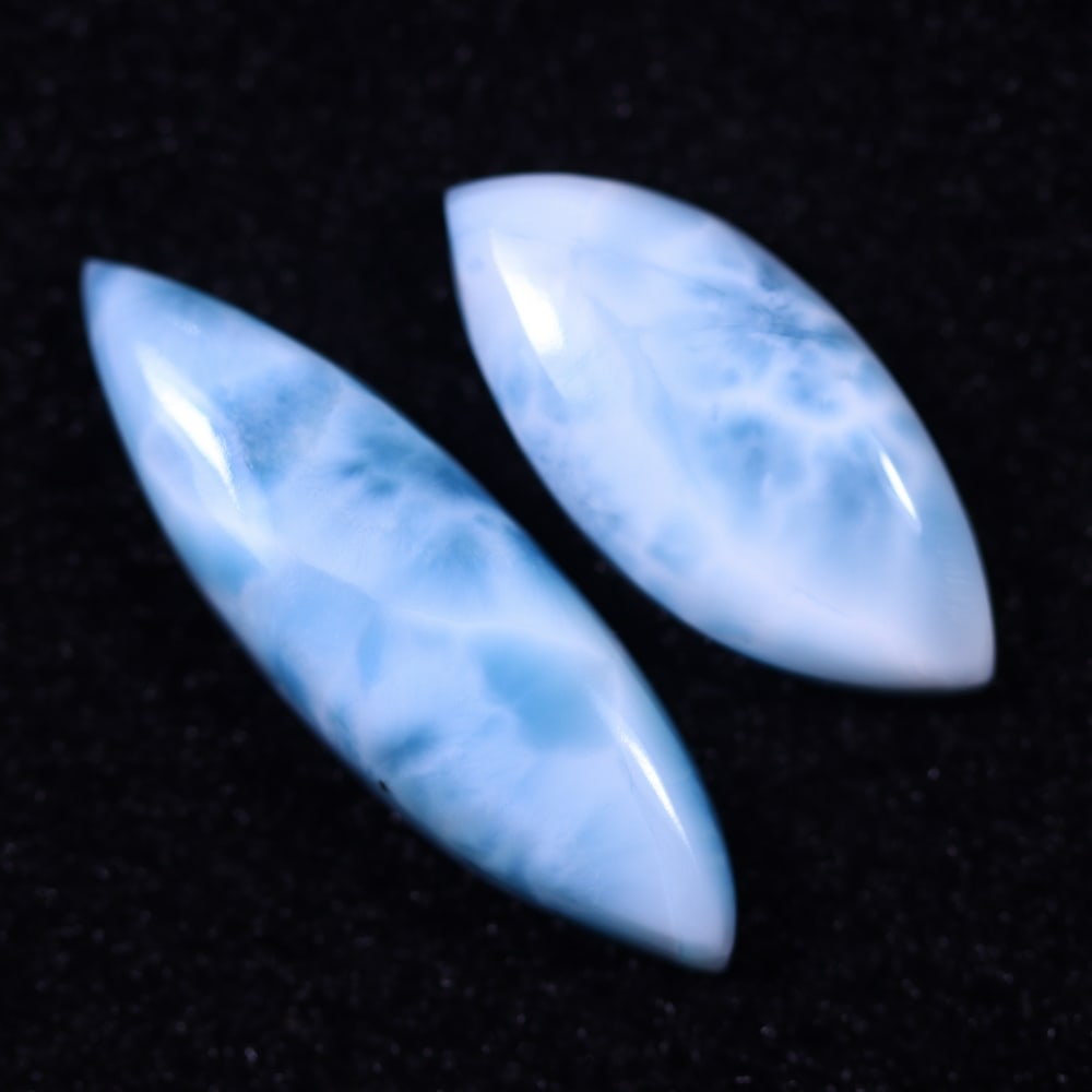 *23.42cts Natural Larimar Set - Polished Cabochon, 1249B: Ksmith Heritage Auctioneers Subject: Natural Larimar Carat Weight: 23.42 cts Dimension: 30.2x9.1x5.2 mm Type: Cabochon, Polished