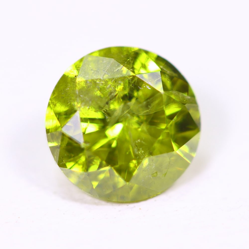 0.61ct Yellow Round Diamond 5.3mm - Natural Diamond, Loose Diamond, 105DD: Ksmith Heritage Auctioneers Subject: Natural Diamond Origin: Africa Treatment: HPHT
