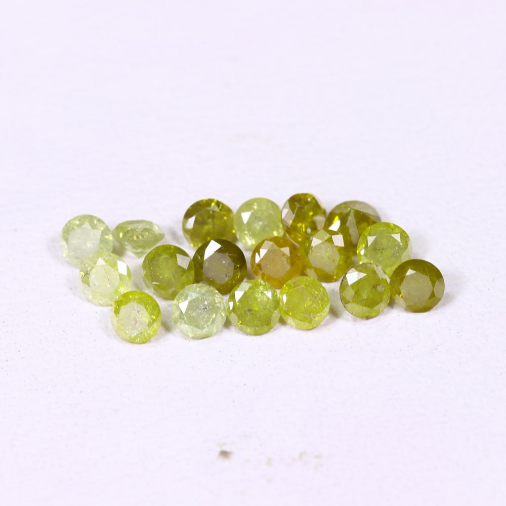 1.00ct 18pcs Unheated Fancy Diamond 2.3mm - Natural Diamond, Loose Diamond, 258D: Ksmith Heritage Auctioneers Subject: Natural Diamond Origin: Africa Treatment: Unheated