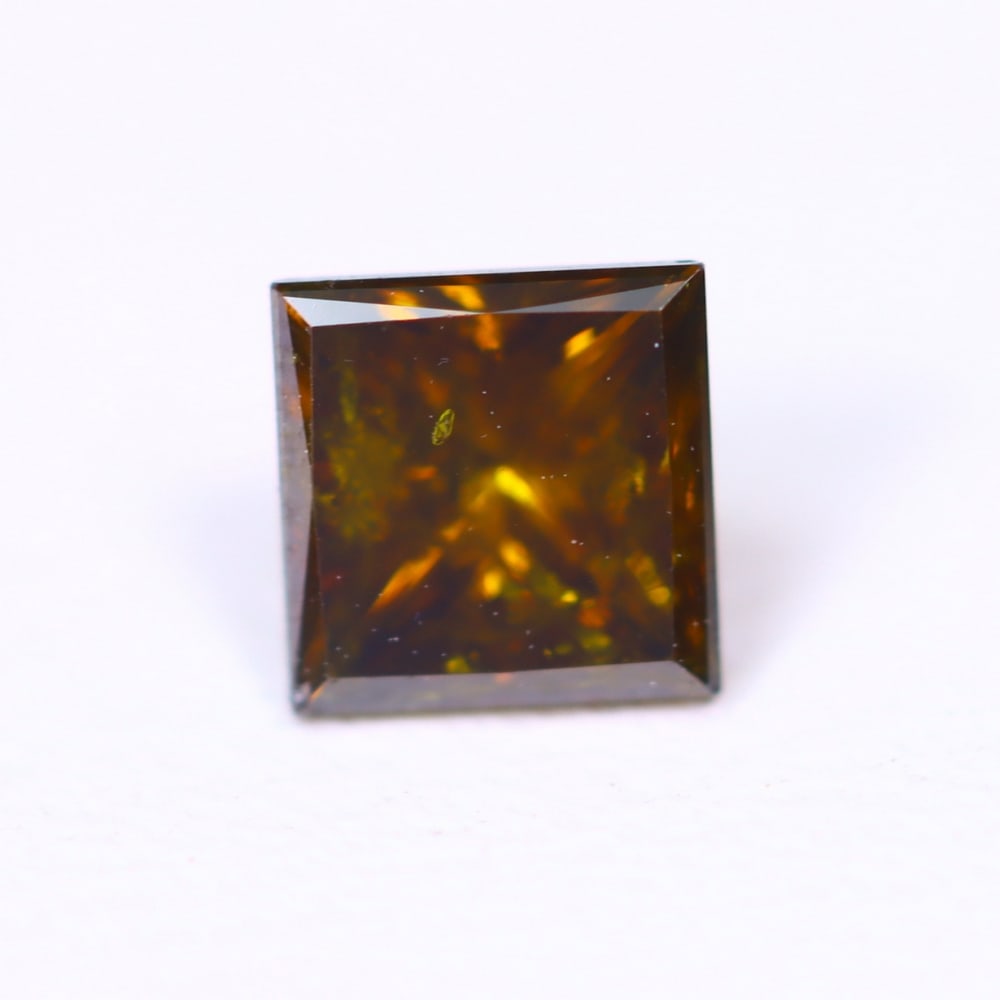 0.59ct Champagne Red Princess Cut Diamond 4.5mm - Natural Diamond, Loose Diamond, 191D: Ksmith Heritage Auctioneers Subject: Natural Diamond Origin: Africa Treatment: Unheated