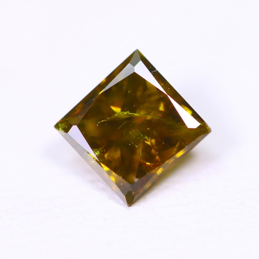 0.65ct Champagne Red Princess Cut Diamond 4.8x4.7mm - Natural Diamond, Loose Diamond, 250D: Ksmith Heritage Auctioneers Subject: Natural Diamond Origin: Africa Treatment: Unheated
