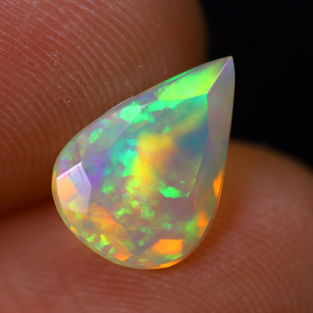 1.66Ct Welo Opal Polished - Ethiopian Opal , 587E (1 of 7)