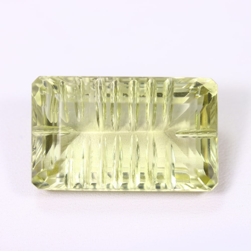 42.42Ct Lemon Carving Quartz - Polished Carving, 965B: Ksmith Heritage Auctioneers Subject: Natural Lemon Quartz Origin: Brazil Carat Weight: 42.42Ct Dimension: 27.6x16.9x11.2 mm Treatment: Untreated Type: Carving, Polished