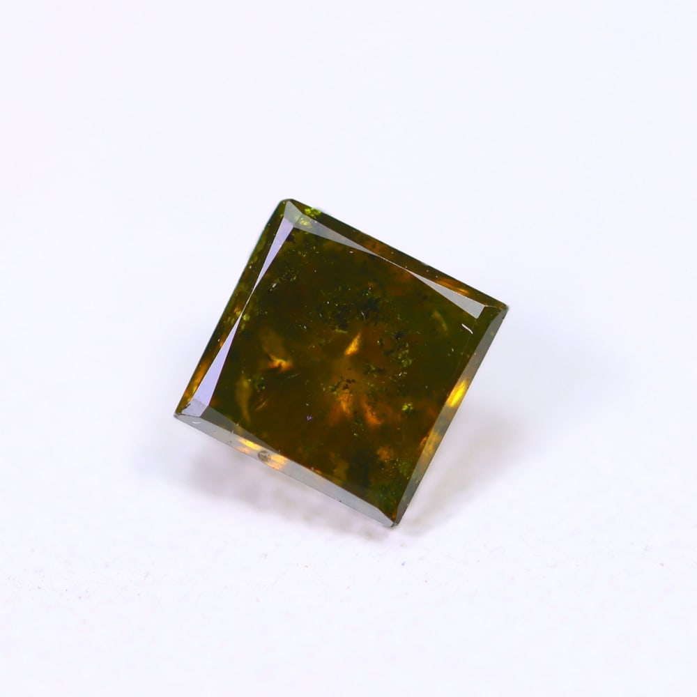 0.47ct Champagne Red Princess Cut Diamond 4.0mm - Natural Diamond, Loose Diamond, 992D: Ksmith Heritage Auctioneers Subject: Natural Diamond Origin: Africa Treatment: Unheated