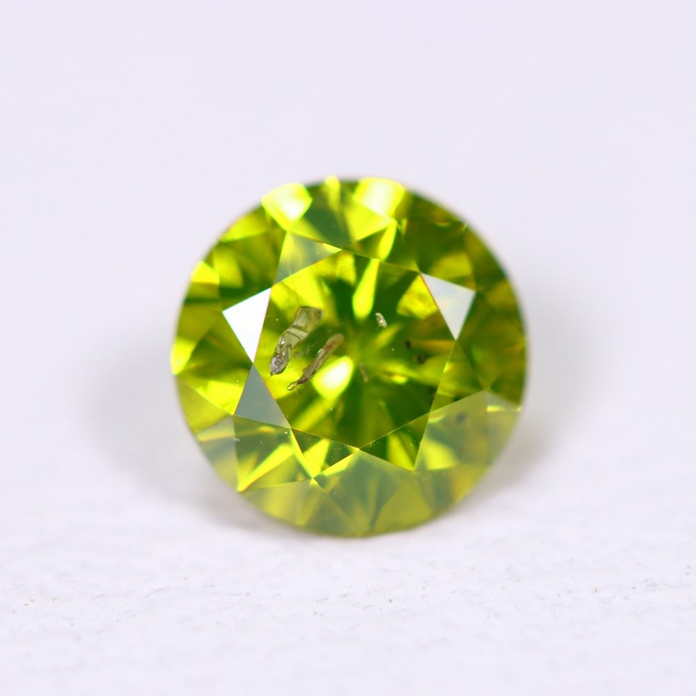 0.37ct Yellow Round Diamond 4.6mm - Natural Diamond, Loose Diamond, 200DD: Ksmith Heritage Auctioneers Subject: Natural Diamond Origin: Africa Treatment: HPHT