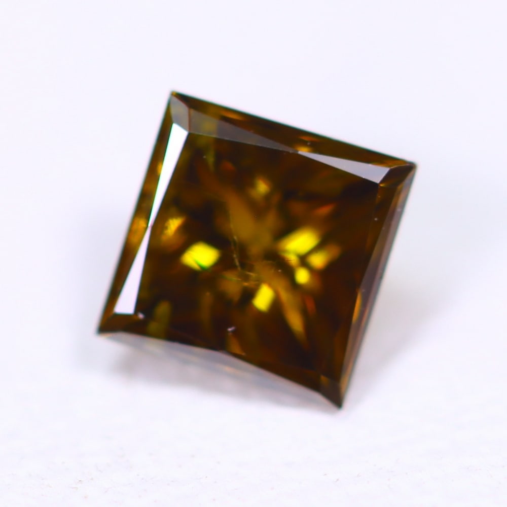 0.39ct Champagne Red Princess Cut Diamond 4.0mm - Natural Diamond, Loose Diamond, 425D: Ksmith Heritage Auctioneers Subject: Natural Diamond Origin: Africa Treatment: Unheated