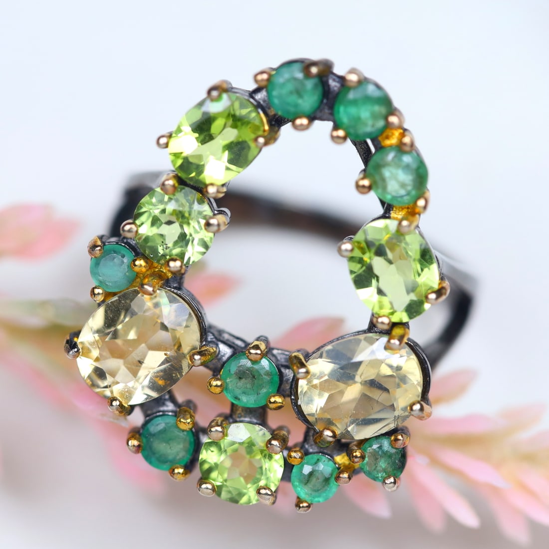 18.35Cts Natural Yellow Citrine, Peridot & Emerald 925 Sterling Silver Size 5.75, 279A: Ksmith Jewels Global Welcome to our auction house, today auction brought to you by Ksmith Jewels Global based in Penang, Malaysia specialize in all kinds of opal and color gemstone both in manufacturi