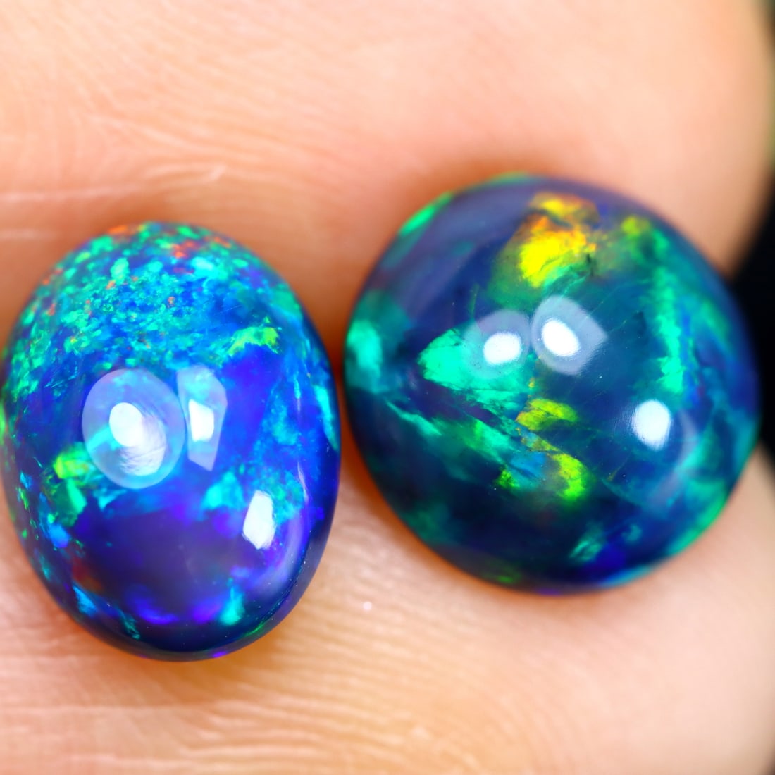 3.10Ct Natural Flashy Rainbow Smoked Ethiopian Welo Opal, 1120B: Ksmith Jewels Global Welcome to our auction house, today auction brought to you by Ksmith Jewels Global based in Penang, Malaysia specialize in all kinds of opal and color gemstone both in manufacturi