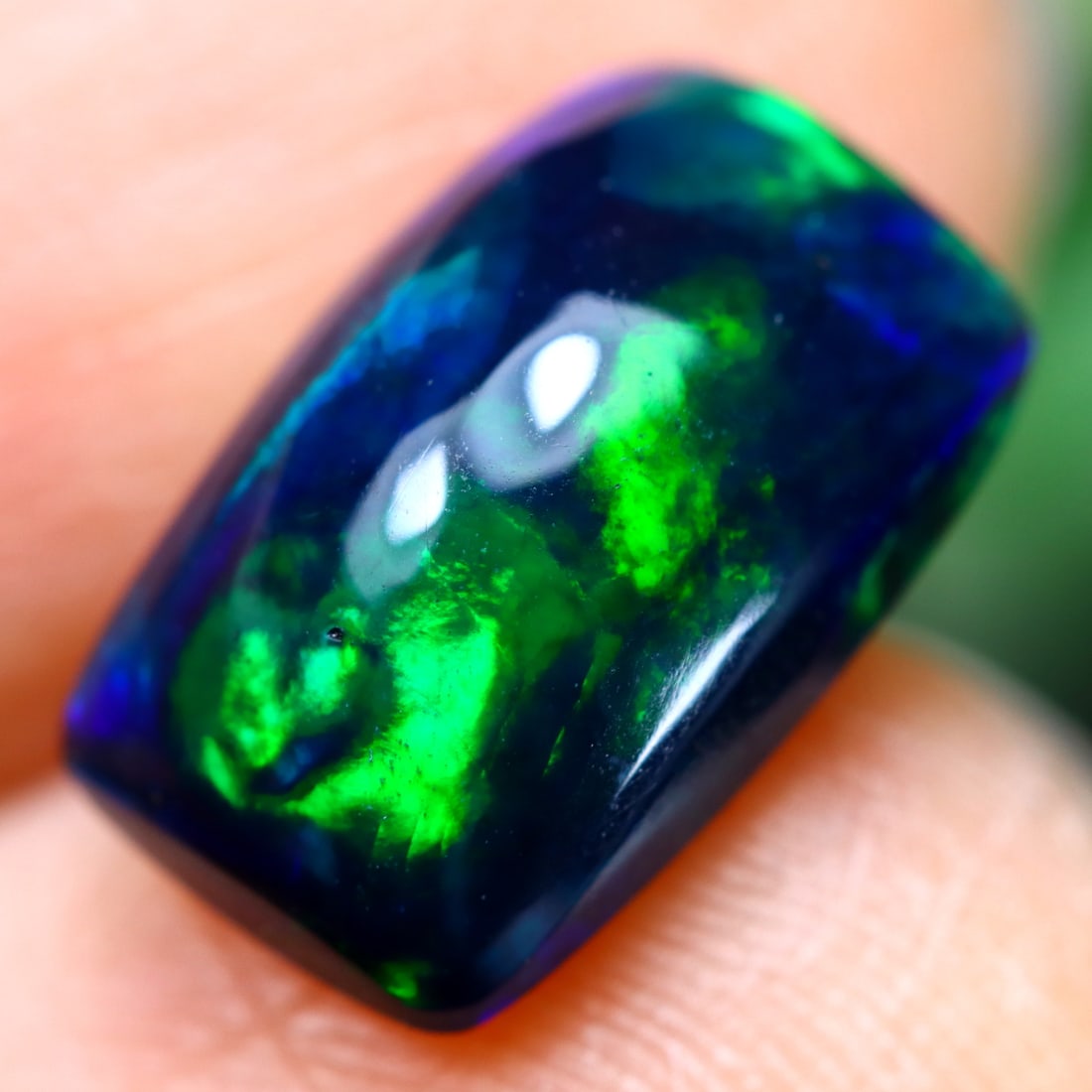 1.76Ct Natural Flashy Rainbow Smoked Ethiopian Welo Opal, 544B: Ksmith Jewels Global Welcome to our auction house, today auction brought to you by Ksmith Jewels Global based in Penang, Malaysia specialize in all kinds of opal and color gemstone both in manufacturi