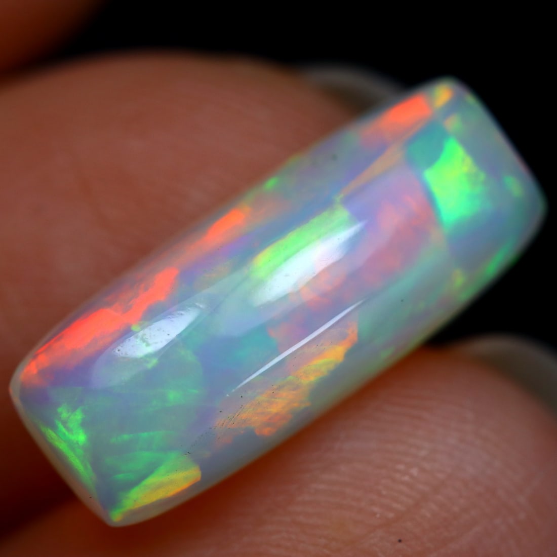 2.55Ct Brilliant Rainbow Flash Ethiopian Welo Opal, 770MZ: Ksmith Jewels Global Welcome to our auction house, today auction brought to you by Ksmith Jewels Global based in Penang, Malaysia specialize in all kinds of opal and color gemstone both in manufacturi
