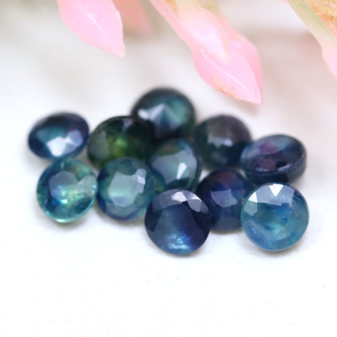 2.59Ct Natural Madagascar Heated Blue Sapphire Gemstone Lots in Round Cuts, 556B: Ksmith Jewels Global Welcome to our auction house, today auction brought to you by Ksmith Jewels Global based in Penang, Malaysia specialize in all kinds of opal and color gemstone both in manufacturi