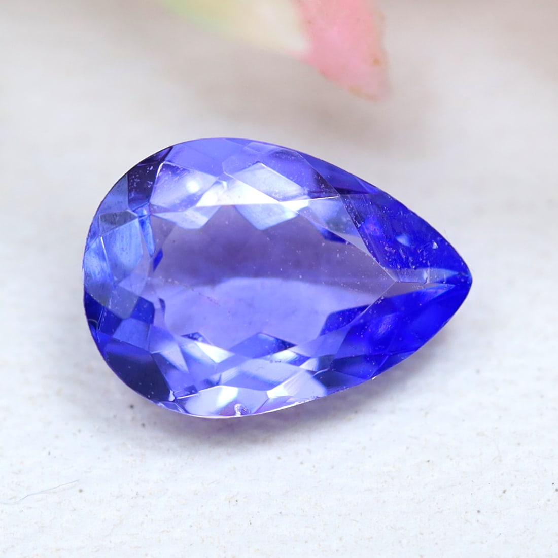 Tanzanite 0.89Ct Natural Oval Cut Purplish Blue Tanzanite for Jewelry Making, 274A: Ksmith Jewels Global Welcome to our auction house, today auction brought to you by Ksmith Jewels Global based in Penang, Malaysia specialize in all kinds of opal and color gemstone both in manufacturi