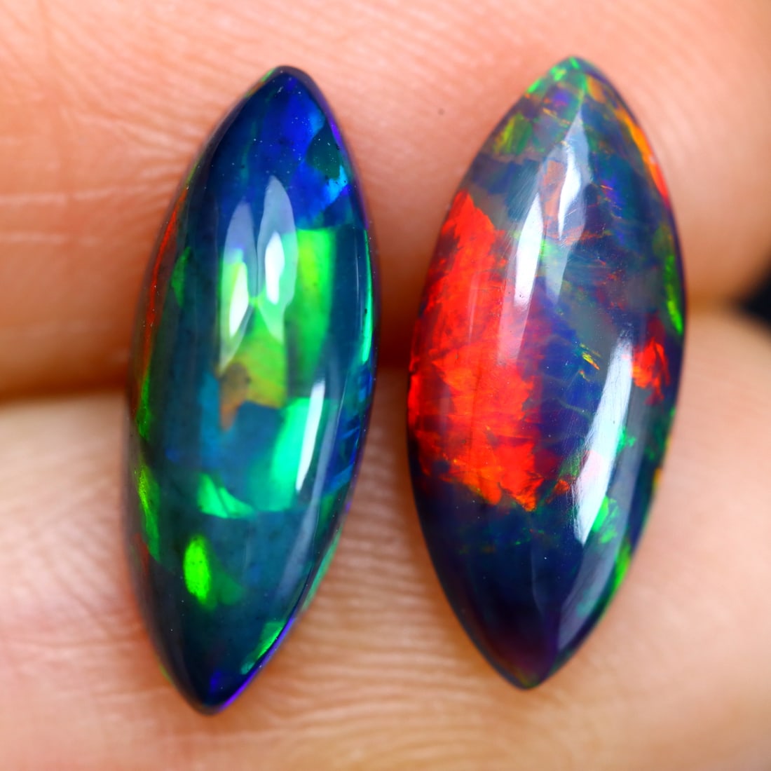 2.41Ct Natural Flashy Rainbow Smoked Ethiopian Welo Opal, 566B: Ksmith Jewels Global Welcome to our auction house, today auction brought to you by Ksmith Jewels Global based in Penang, Malaysia specialize in all kinds of opal and color gemstone both in manufacturi