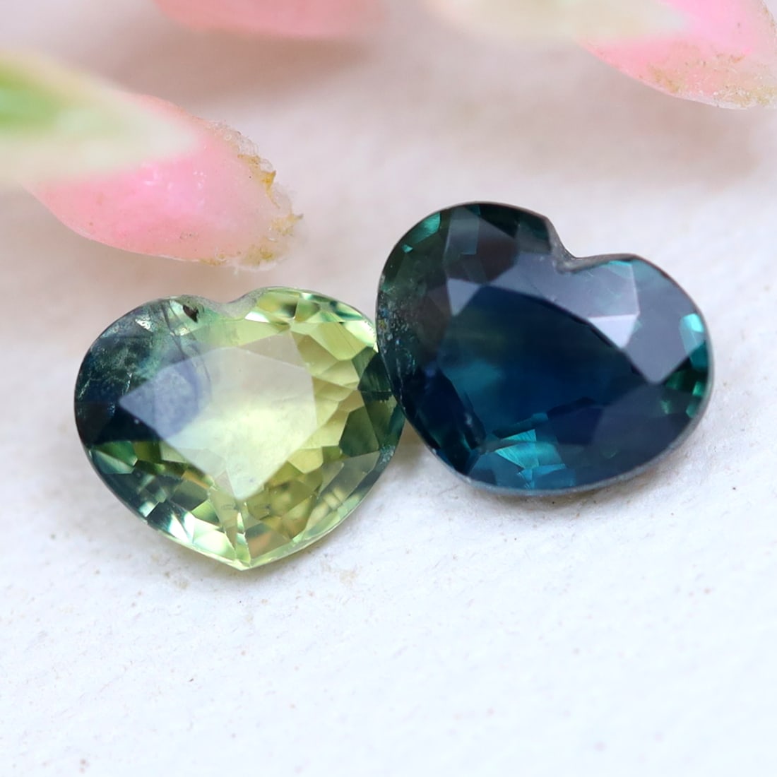 0.60Ct Natural Unheated Bluish Green Heart Shape Sapphire, 1173A: Ksmith Jewels Global Welcome to our auction house, today auction brought to you by Ksmith Jewels Global based in Penang, Malaysia specialize in all kinds of opal and color gemstone both in manufacturi