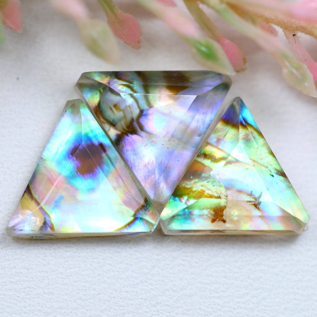 8.95Ct Abalone Shell With Crystal Trilliant Step Cut Faceted Gemstone Trio New Zealand, 1151MZ: Ksmith Jewels Global Welcome to our auction house, today auction brought to you by Ksmith Jewels Global based in Penang, Malaysia specialize in all kinds of opal and color gemstone both in manufacturi