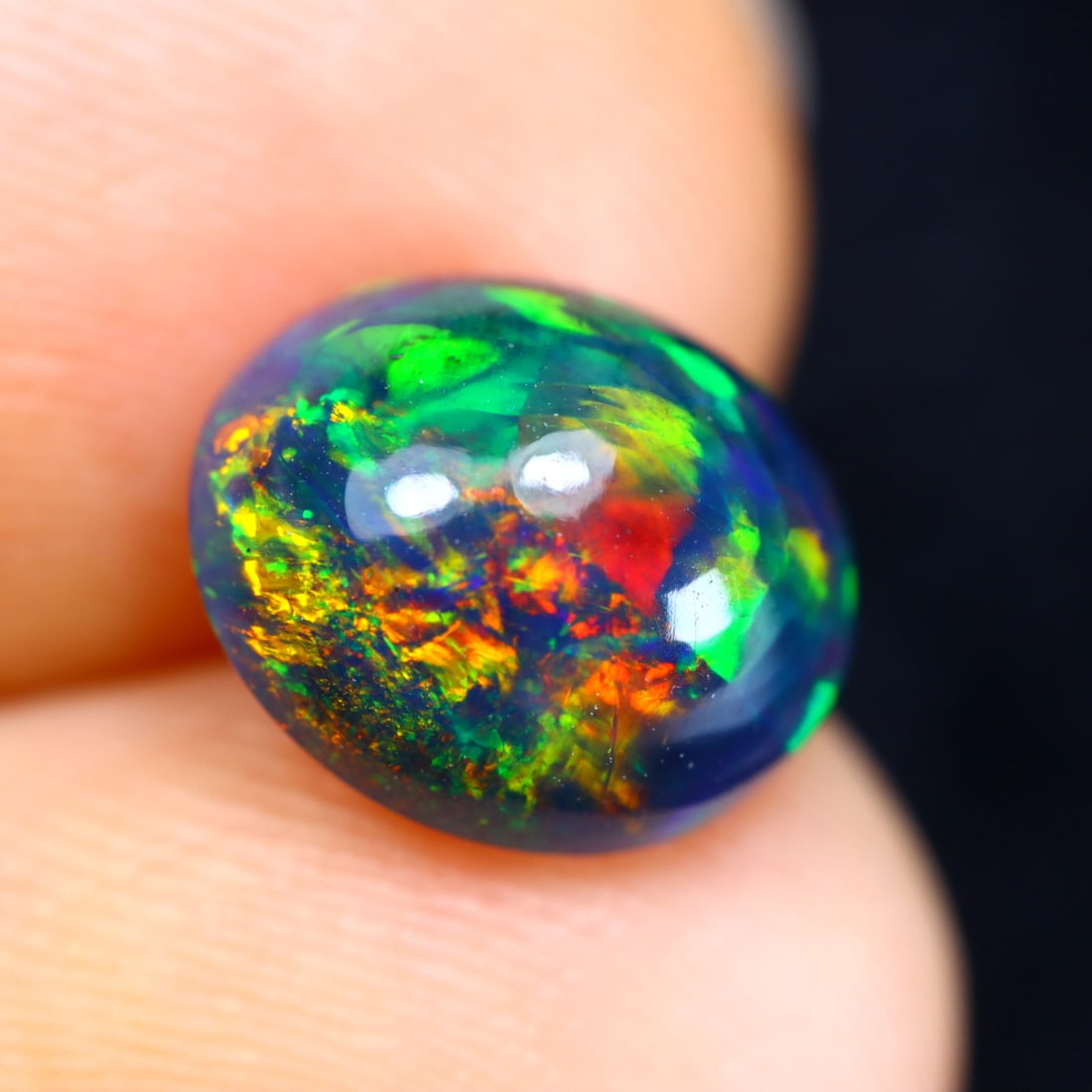 1.56Ct Natural Flashy Rainbow Smoked Ethiopian Welo Opal, 1137B: Ksmith Jewels Global Welcome to our auction house, today auction brought to you by Ksmith Jewels Global based in Penang, Malaysia specialize in all kinds of opal and color gemstone both in manufacturi