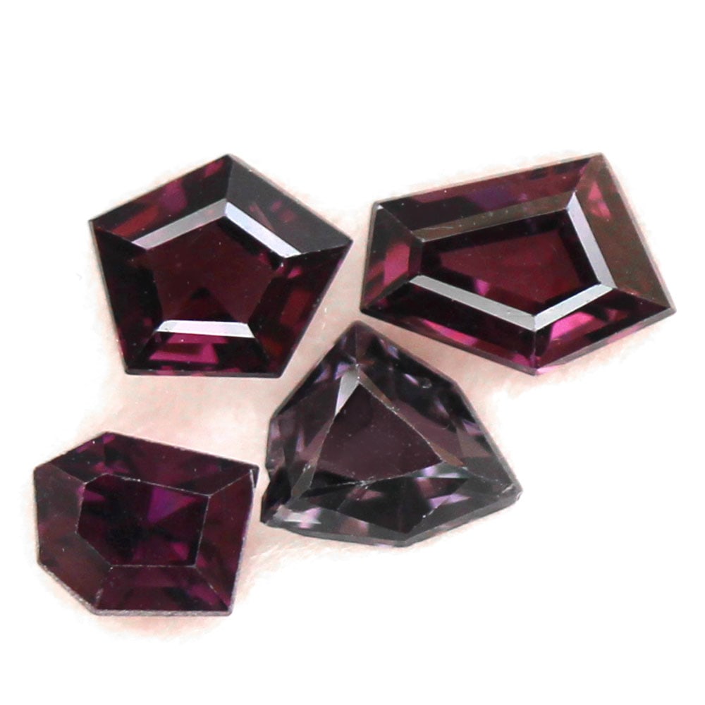 2.34Ct Natural 4PCS.HOT PINK/PURPLE PINK SPINEL AAA++COLOR NATURAL GEMSTONE (OT6613), 829A: Ksmith Jewels Global Welcome to our auction house, today auction brought to you by Ksmith Jewels Global based in Penang, Malaysia specialize in all kinds of opal and color gemstone both in manufacturi