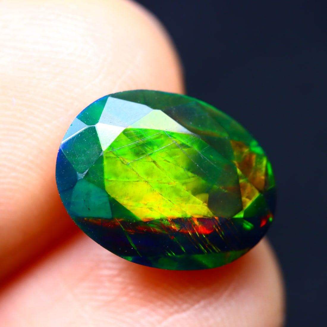 2.34Ct Natural Flashy Rainbow Ethiopian Smoked Facted Welo Opal, 1178B: Ksmith Jewels Global Welcome to our auction house, today auction brought to you by Ksmith Jewels Global based in Penang, Malaysia specialize in all kinds of opal and color gemstone both in manufacturi