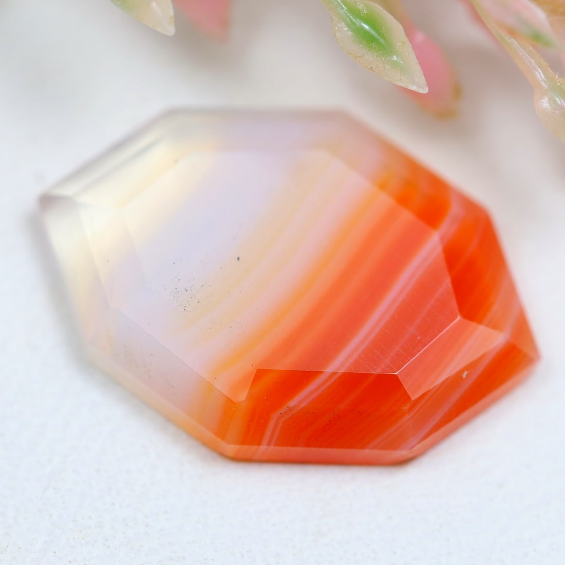6.02Ct Natural Red Banded Agate - Step Cut Gemstone, 139MZ: Ksmith Jewels Global Welcome to our auction house, today auction brought to you by Ksmith Jewels Global based in Penang, Malaysia specialize in all kinds of opal and color gemstone both in manufacturi