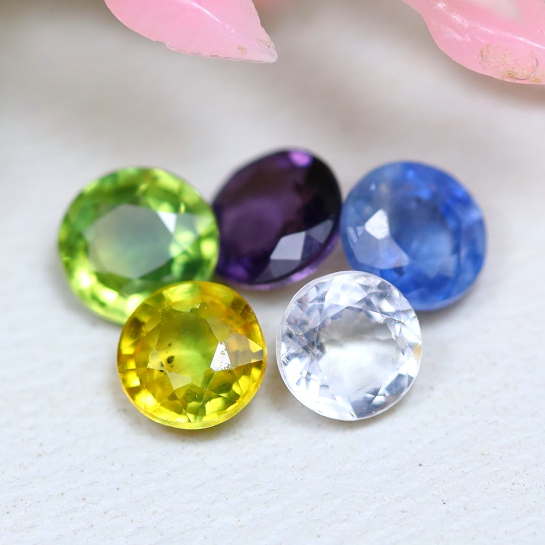 Sapphire 1.18Ct Round Cut Natural Songea Multi Color Sapphire in Lots, 355MZ: Ksmith Jewels Global Welcome to our auction house, today auction brought to you by Ksmith Jewels Global based in Penang, Malaysia specialize in all kinds of opal and color gemstone both in manufacturi