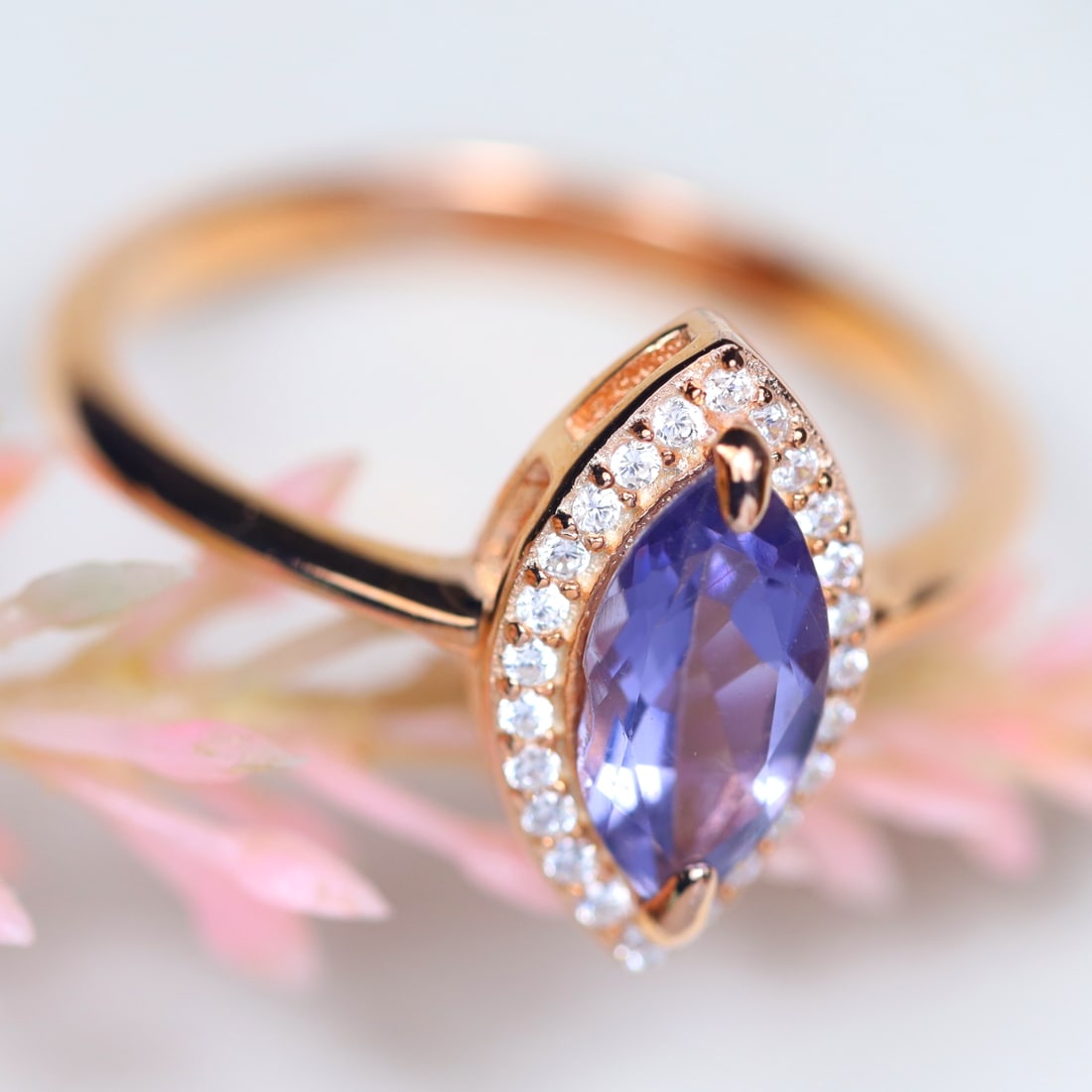 11.24Cts Natural Unheated Blue Tanzanite Rings 925 Sterling Silver Size 6.75, 206A: Ksmith Jewels Global Welcome to our auction house, today auction brought to you by Ksmith Jewels Global based in Penang, Malaysia specialize in all kinds of opal and color gemstone both in manufacturi